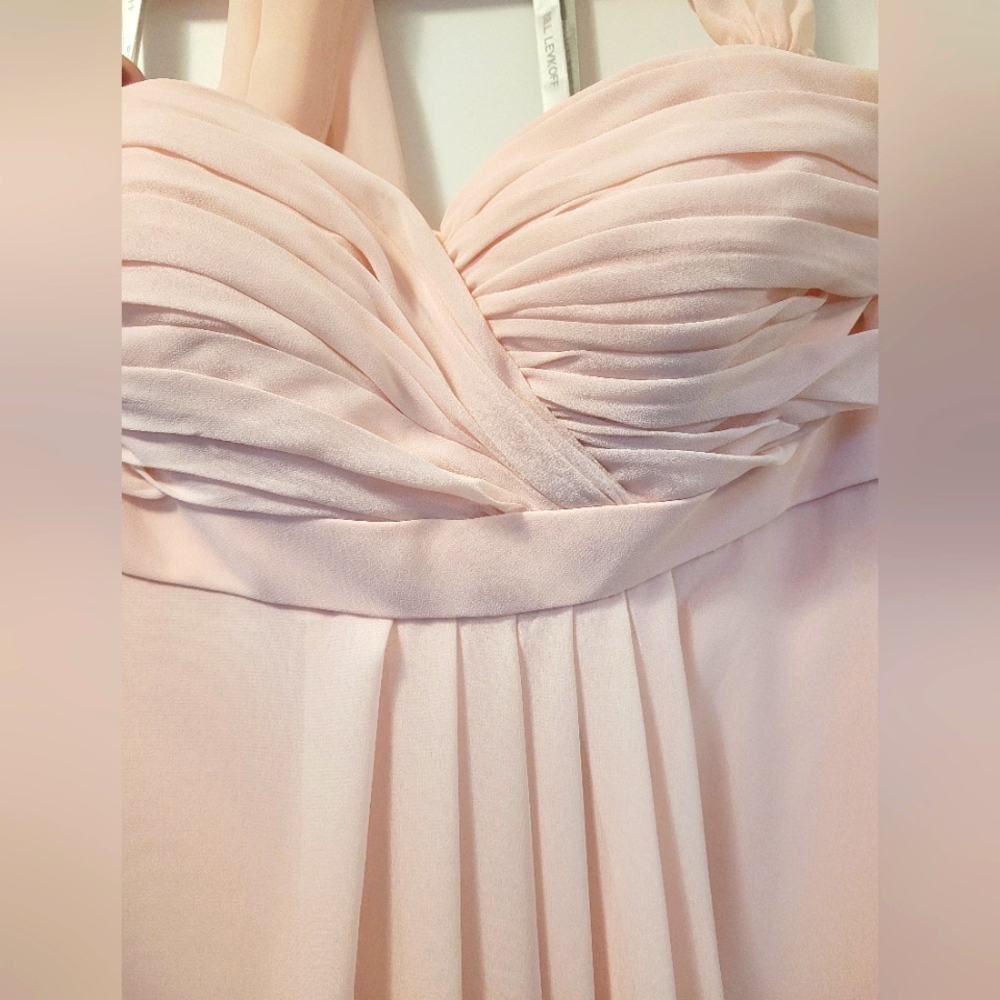 Bill Levkooff size 8 lite pink dress